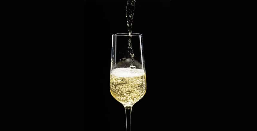 Where Do Champagne Bubbles Come From?