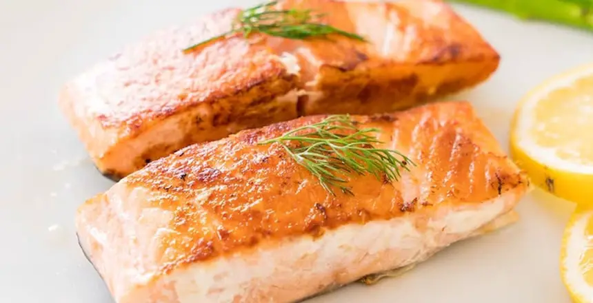 What Is the Correct Baked Salmon Temperature? 